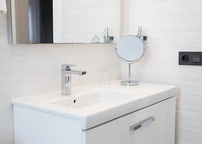 Апартаменти Alma *